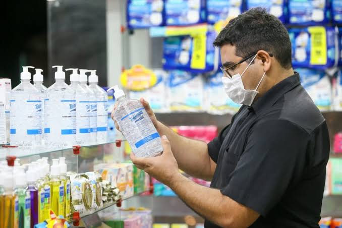 Procon de Montes Claros orienta população sobre a compra de produtos de higiene